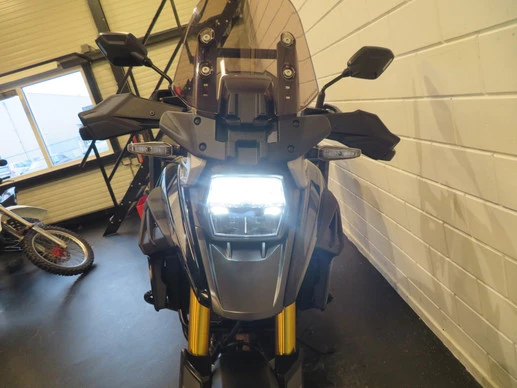 Suzuki V-Strom - Afbeelding 8 van 14