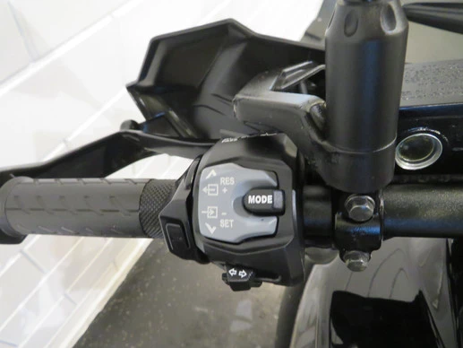 Suzuki V-Strom - Afbeelding 11 van 14