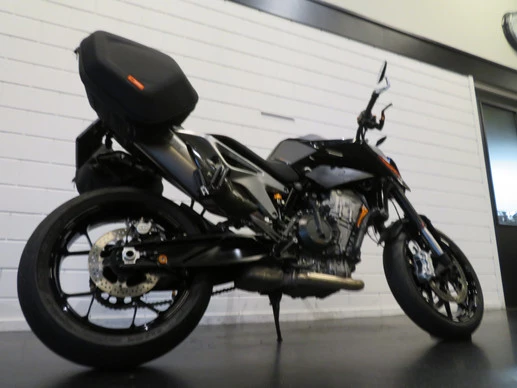 KTM 790 Duke - Afbeelding 13 van 14