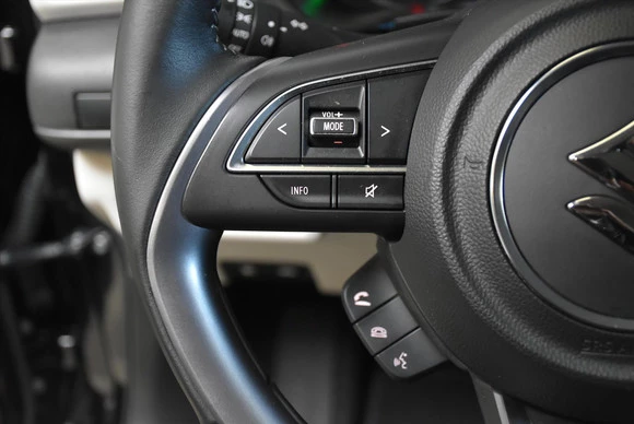 Suzuki Swift - Afbeelding 18 van 27