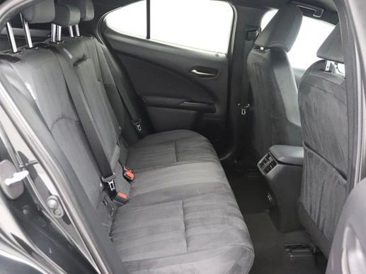 Lexus UX - Afbeelding 13 van 30