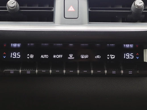 Lexus UX - Afbeelding 22 van 30