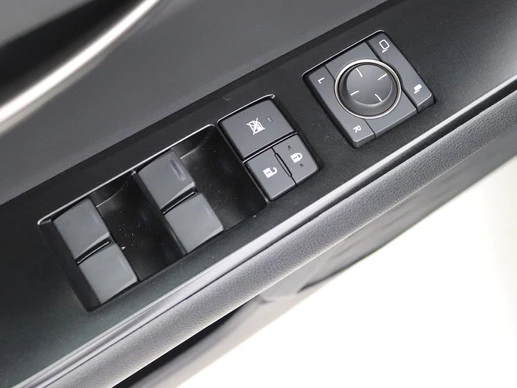 Lexus UX - Afbeelding 25 van 30