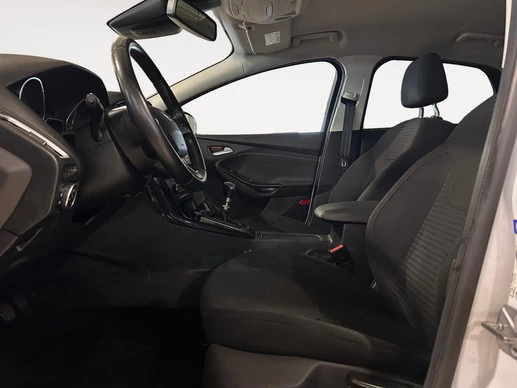 Ford Focus - Afbeelding 28 van 30