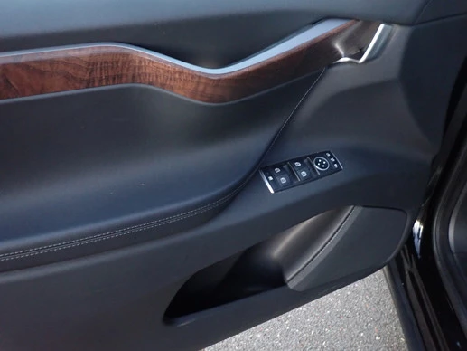 Tesla Model X - Afbeelding 20 van 30