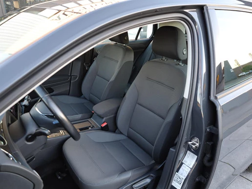 Volkswagen e-Golf - Afbeelding 6 van 26