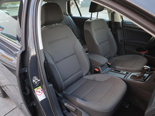 Volkswagen e-Golf - Afbeelding 15 van 26