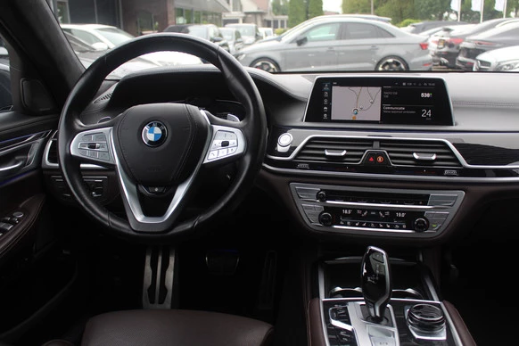 BMW 7 Serie - Afbeelding 9 van 30