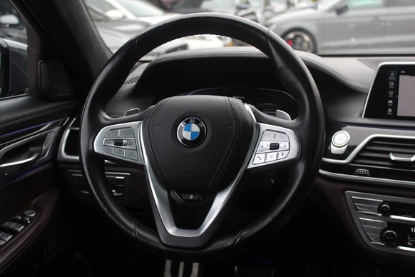 BMW 7 Serie - Afbeelding 16 van 30