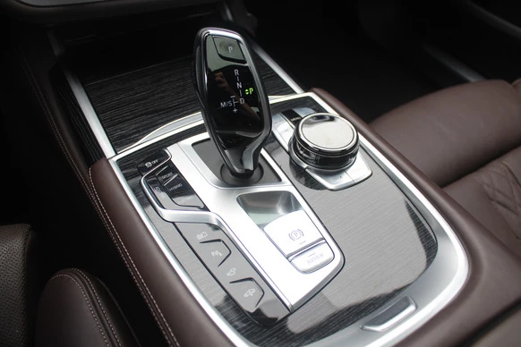 BMW 7 Serie - Afbeelding 26 van 30