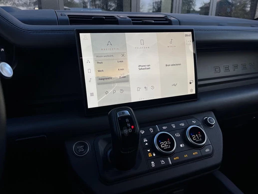 Land Rover Defender - Afbeelding 22 van 30