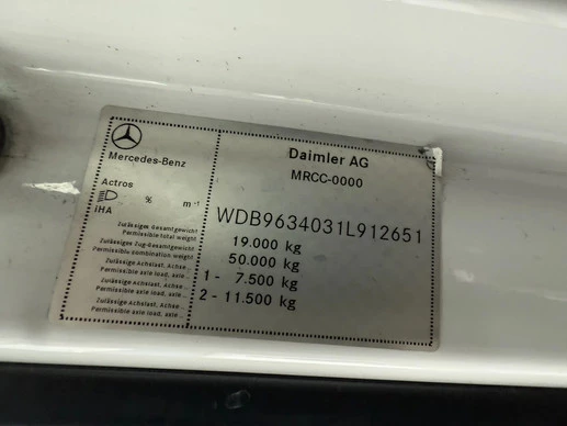 Mercedes-Benz Actros - Afbeelding 17 van 18