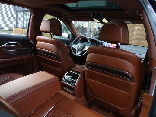 BMW 7 Serie - Afbeelding 18 van 30