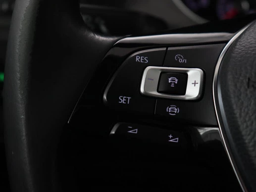 Volkswagen Golf - Afbeelding 13 van 30