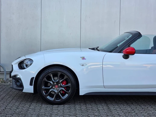 Abarth 124 Spider - Afbeelding 27 van 30
