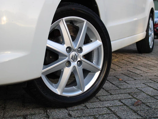 Suzuki Alto - Afbeelding 3 van 29