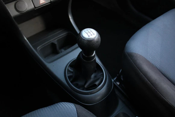 Suzuki Alto - Afbeelding 16 van 29