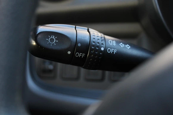 Suzuki Alto - Afbeelding 21 van 29