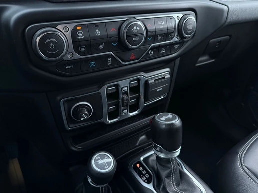 Jeep Wrangler - Afbeelding 12 van 21