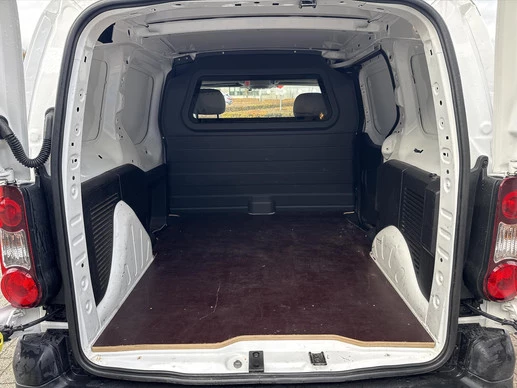 Peugeot Partner - Afbeelding 11 van 19