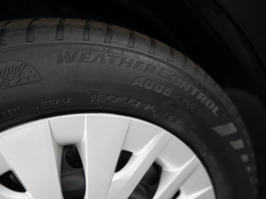 Toyota Yaris - Afbeelding 27 van 30