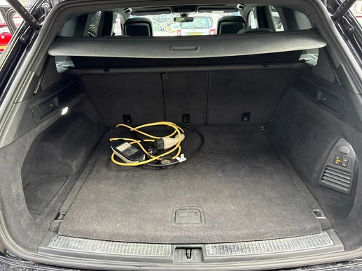 Volkswagen Touareg - Afbeelding 26 van 30