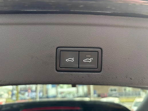 Volkswagen Touareg - Afbeelding 28 van 30