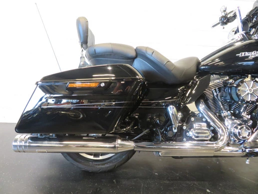 Harley-Davidson Street Glide - Afbeelding 9 van 12
