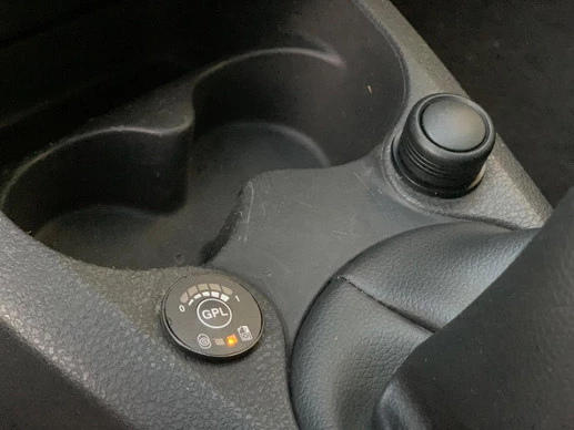 Dacia Logan - Afbeelding 9 van 19