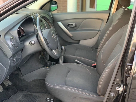 Dacia Logan - Afbeelding 12 van 19