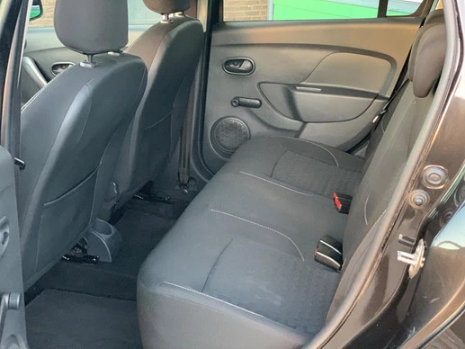 Dacia Logan - Afbeelding 14 van 19