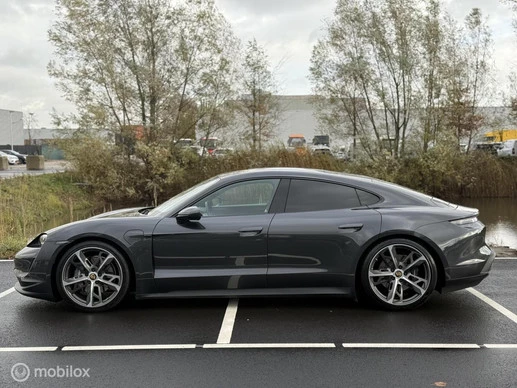 Porsche Taycan - Afbeelding 7 van 30