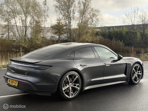 Porsche Taycan - Afbeelding 10 van 30
