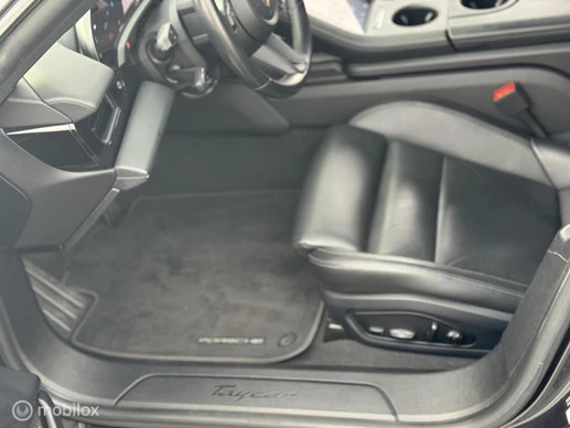 Porsche Taycan - Afbeelding 13 van 30