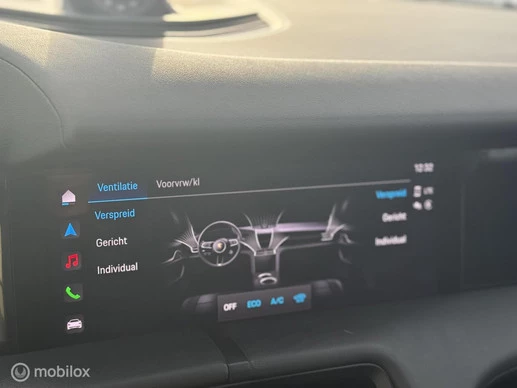 Porsche Taycan - Afbeelding 26 van 30