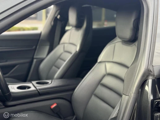 Porsche Taycan - Afbeelding 14 van 30