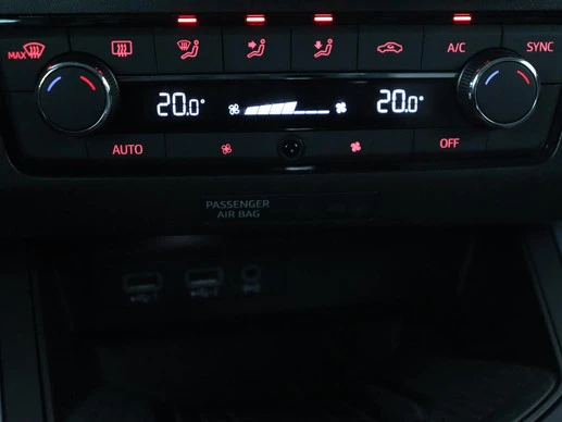 SEAT Arona - Afbeelding 24 van 30