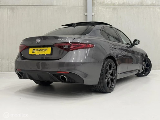 Alfa Romeo Giulia - Afbeelding 2 van 30