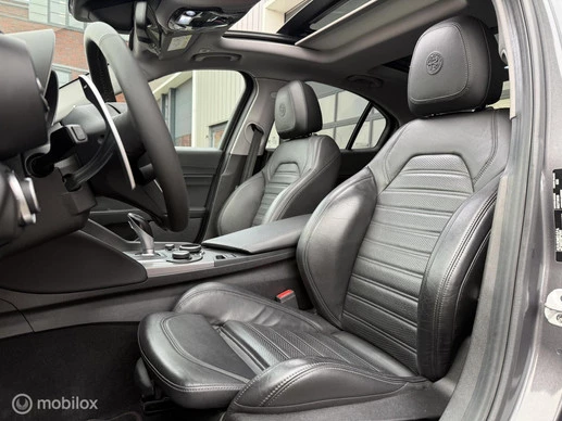 Alfa Romeo Giulia - Afbeelding 3 van 30