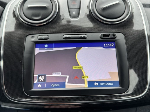 Dacia Sandero - Afbeelding 18 van 30