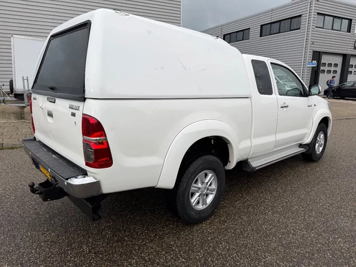 Toyota Hilux - Afbeelding 4 van 19