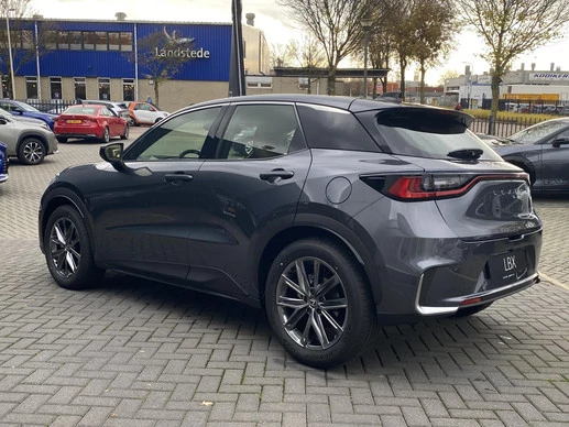 Lexus LBX - Afbeelding 3 van 30