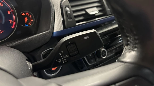 BMW 3 Serie - Afbeelding 29 van 30