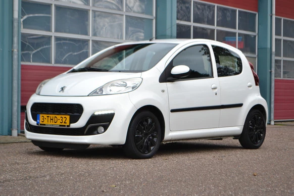 Peugeot 107 - Afbeelding 1 van 21