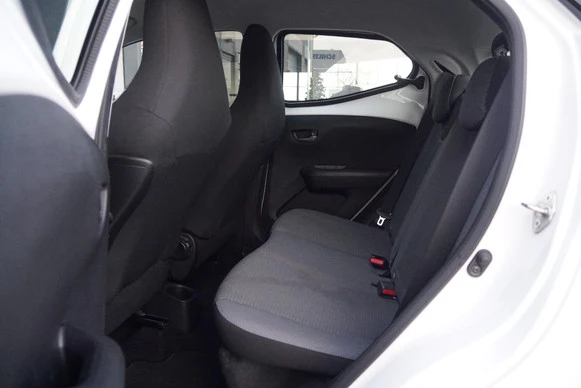 Toyota Aygo - Afbeelding 20 van 30
