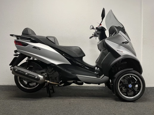 Piaggio MP3 - Afbeelding 1 van 22