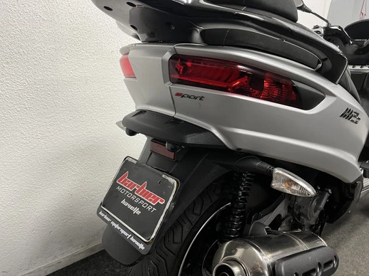 Piaggio MP3 - Afbeelding 11 van 22