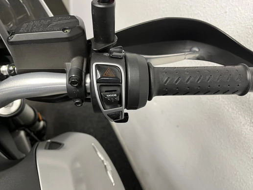 Moto Guzzi V85 - Afbeelding 22 van 22