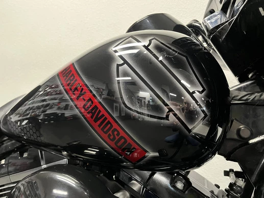 Harley-Davidson Street Glide - Afbeelding 3 van 24