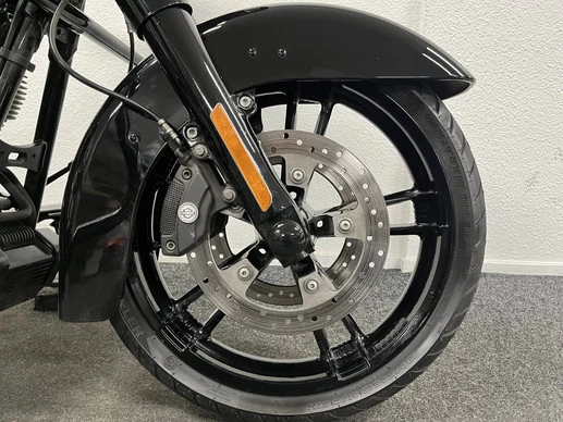 Harley-Davidson Street Glide - Afbeelding 7 van 24